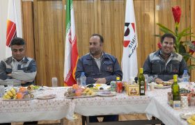نشست صمیمی تیم فوتسال بسیج سیمیدکو با مدیران شرکت